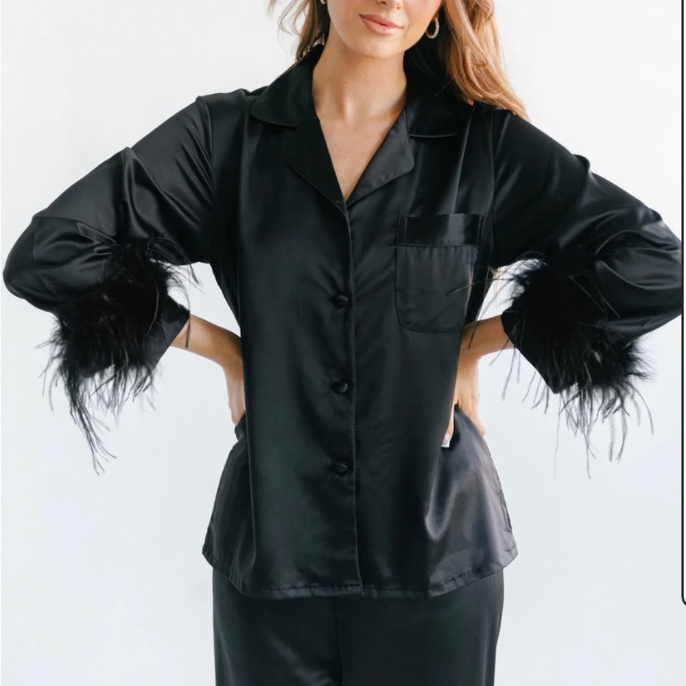 Satin feather trimmed pajama set- black. Size xL